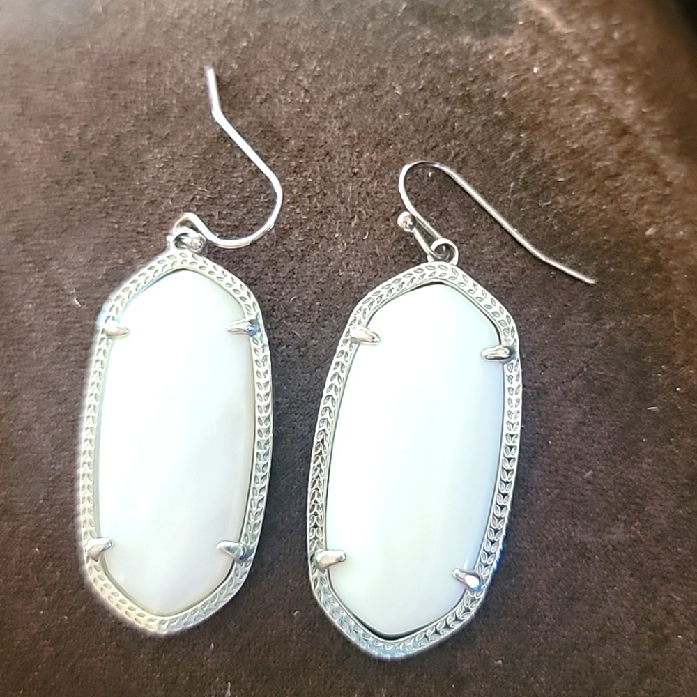 Kendra scott
